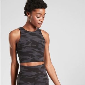 Athleta Conscious Crop A-C in Black Camo